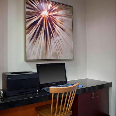Fairfield Inn And Suites By Marriott Montgomery Eastchase Bagian luar foto