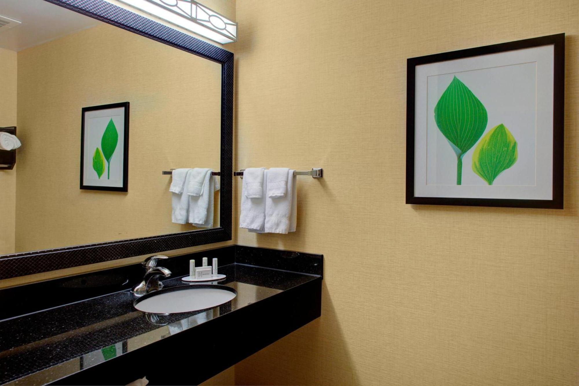 Fairfield Inn And Suites By Marriott Montgomery Eastchase Bagian luar foto