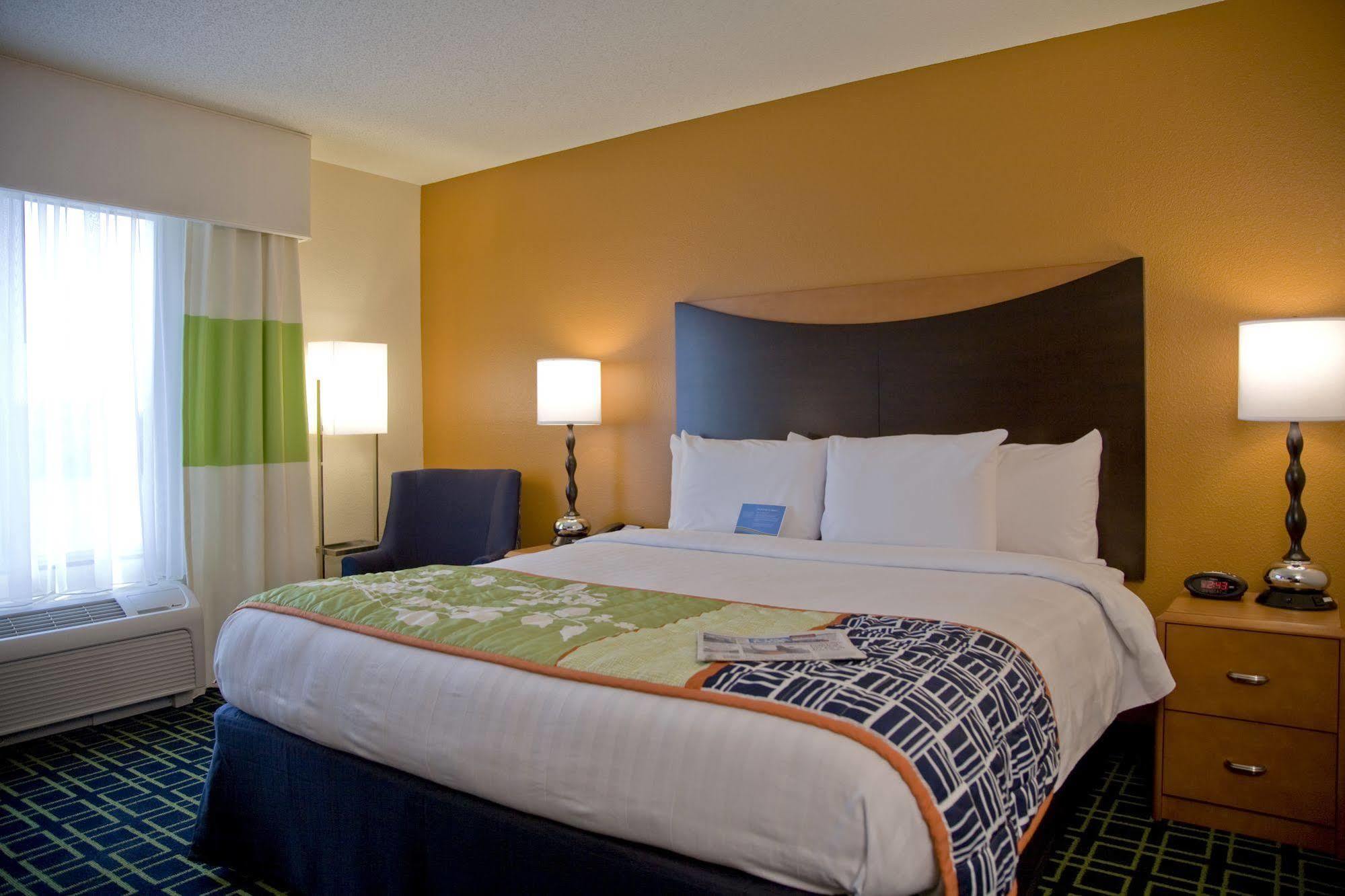 Fairfield Inn And Suites By Marriott Montgomery Eastchase Bagian luar foto