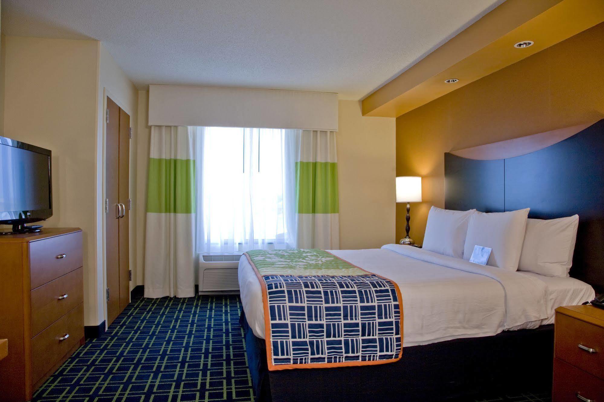 Fairfield Inn And Suites By Marriott Montgomery Eastchase Bagian luar foto